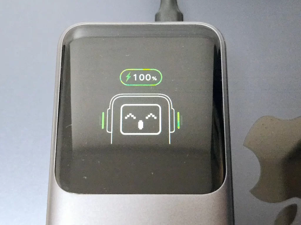 MacBook Airを充電してみた