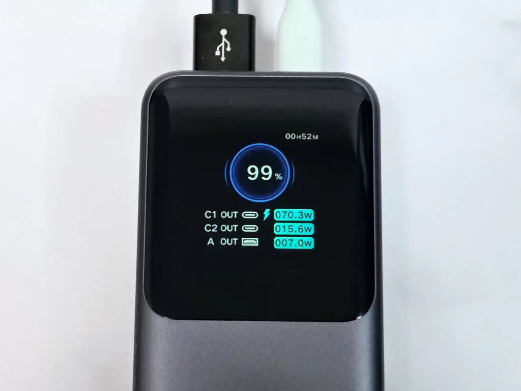 スマホやタブレット、ノートPCを同時充電してみた