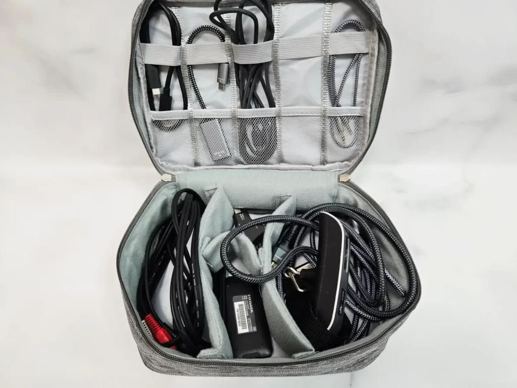 これまで使ってたアリエクの安物ポーチ