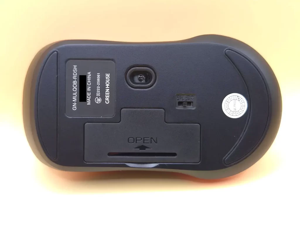 メーカーはGREEN HOUSE製