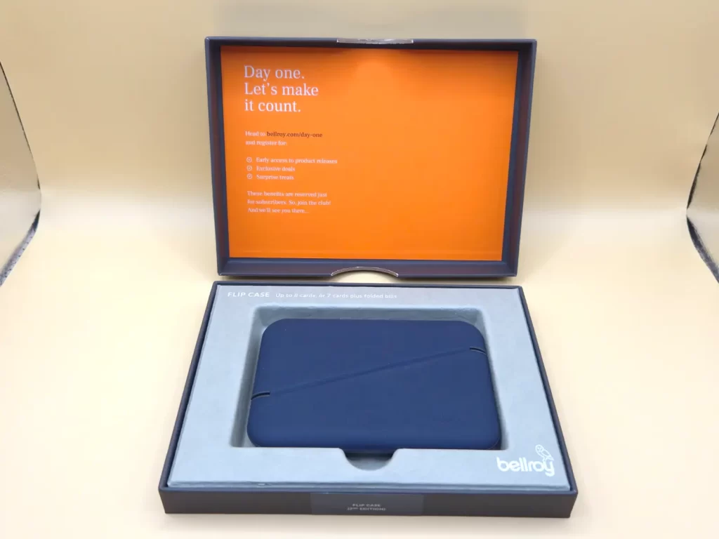 それが、Bellroy Flip Case Second Editionハードシェルウォレット