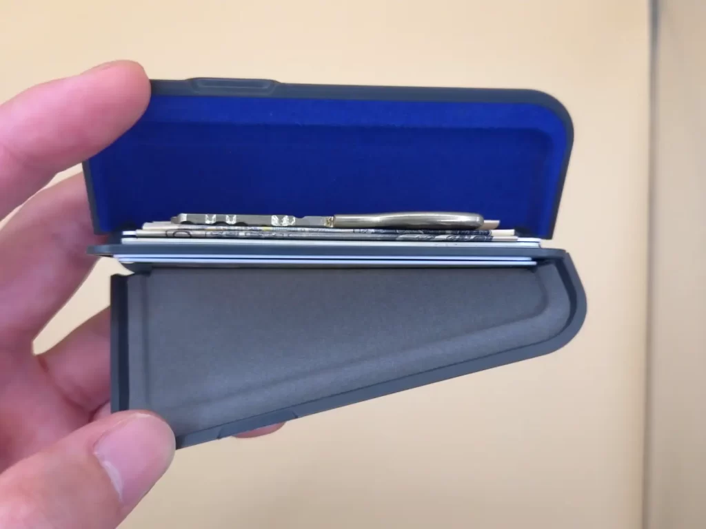 カード+紙幣+家のカギ運用がバチクソ便利！