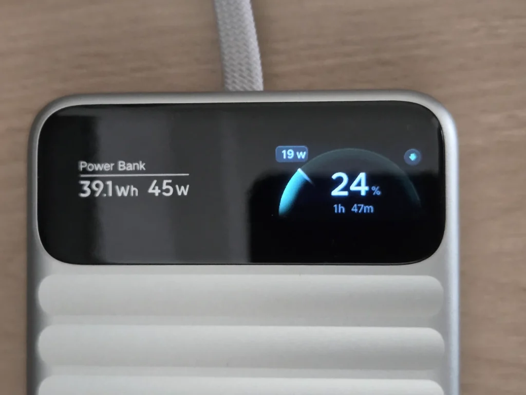 充電31分で残量24%、入力が19Wに低下