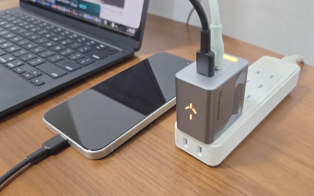 PHYSCE 35W GaN充電器レビュー｜2ポート同時の落とし穴と正しい挿し順